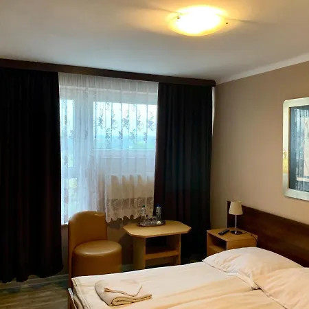 Gosciniec Raciborski * ראסיבורז'